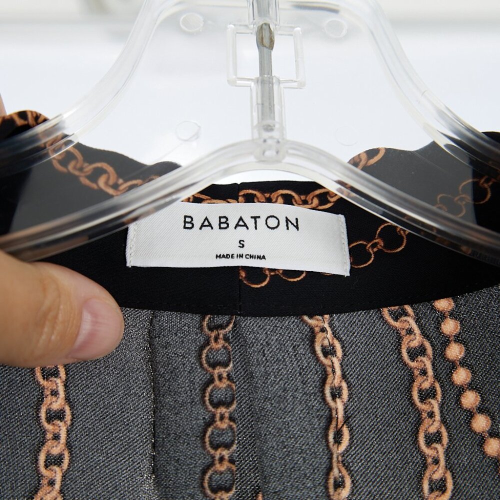 Aritzia Babaton Button Front Power Blouse Black Gold Women's Small NWT - Picture 4 of 7